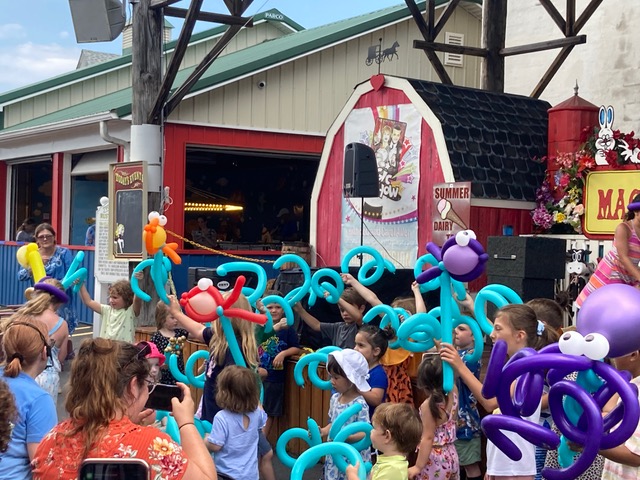 Janice Spagnola Balloon Show